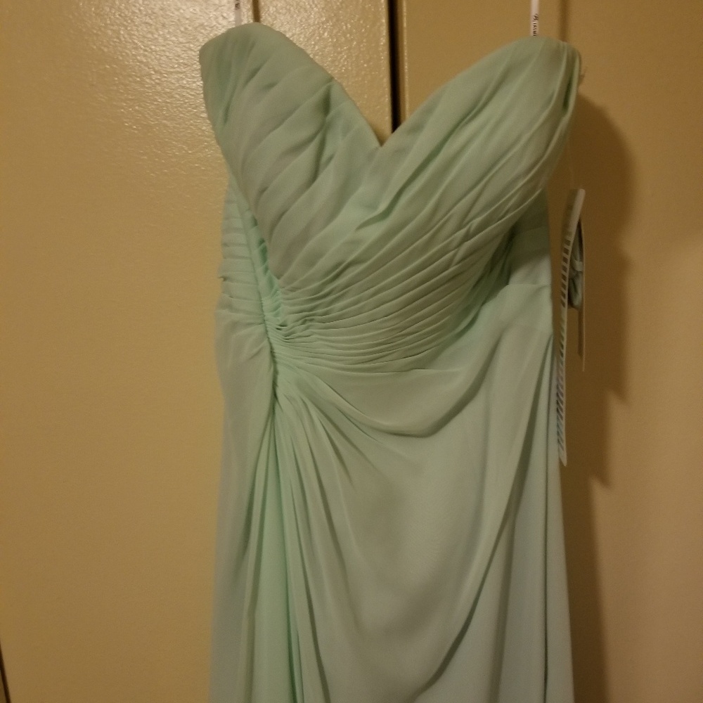 B2 Jasmine Dress - Picture 3 of 8